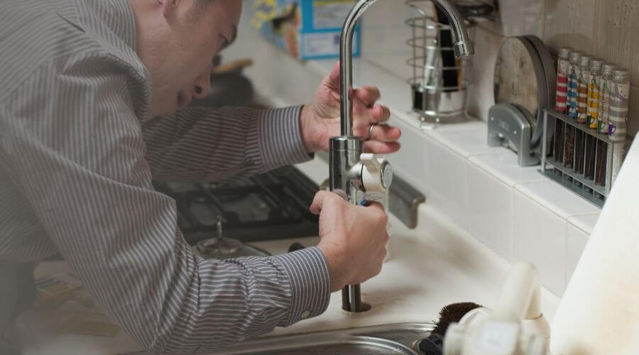 Professional sink repair in Spencerville, IN
